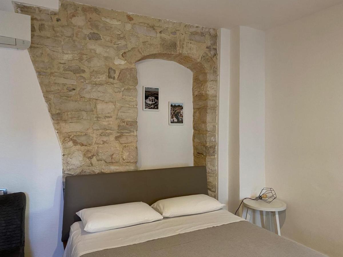 Altrelli Rooms Corato Exterior foto
